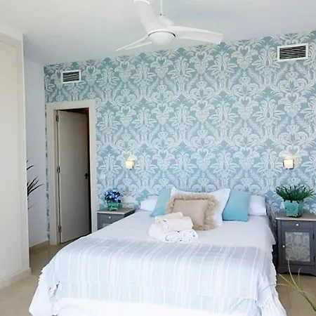 Santa Clara Cornisa Apartment Torremolinos