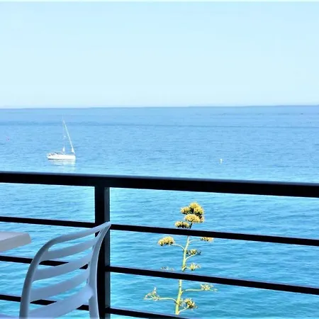 Santa Clara Cornisa Apartment Torremolinos